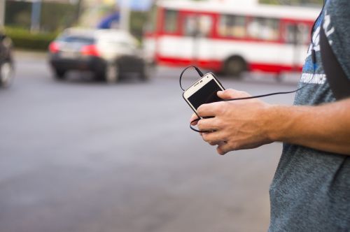 Telefonas, Mobilus, Miestas, Klausytis Muzikos, Vaikinas