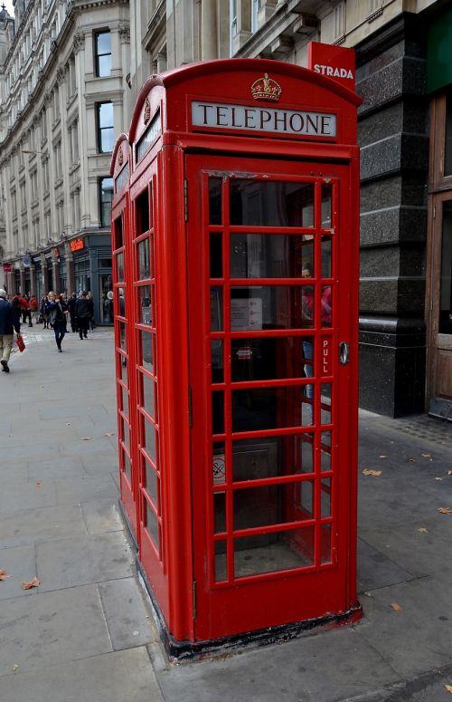 Telefono Budele, Raudona, Londonas, Anglija