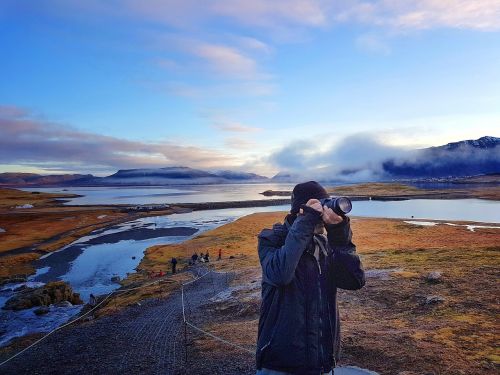 Fotografas, Fotoaparatas, Vyras, Vaizdavimas, Dėmesio, Dangus, Saulėtekis, Vanduo, Vaizdingas, Mėlynas, Kirkjufell, Iceland