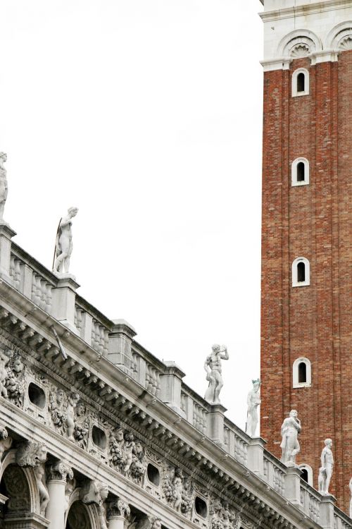 Piazza San Marco, Venecija, Kampanelis, Markus Bokštas, Doges Rūmai