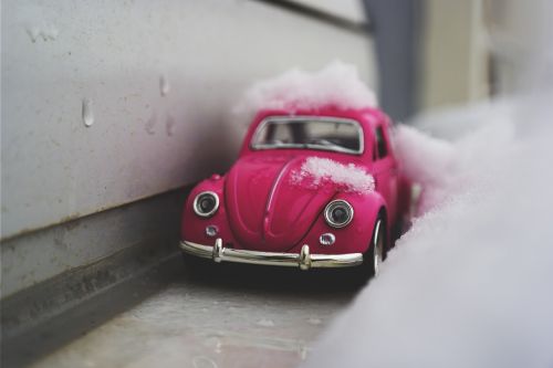 Rožinis, Automobilis, Transporto Priemonė, Žaislas, Sniegas