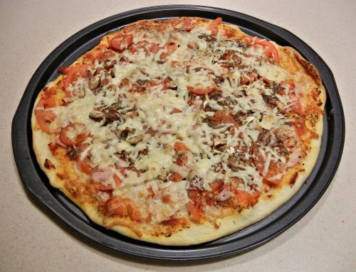 Pica, Pepperoni, Pomidoras, Sūris, Bacon, Grybai