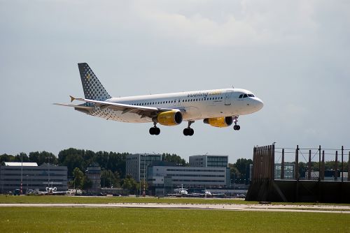 Lėktuvas, Šalyse, Oro Uostas, Aviakompanija, Schiphol, Kelionė, Vueling Com