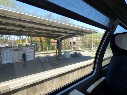 Platforma, Keliautojas, Zugfahrt, Atrodė, Gleise, Traukinių Stotis, Laukimas