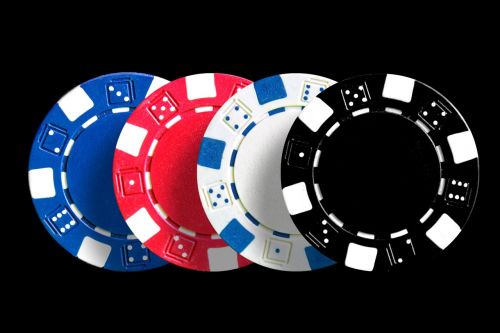 Žaisti,  Pokeris,  Azartiniai Lošimai,  Kazino,  Pokerio Žaidimas,  Priklausomybe,  Pelnas,  Lustai,  Laimėk