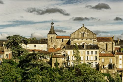 Poitiers, Miestas, Bažnyčia, Medžiai, Debesys, Paminklas
