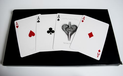 Pokeris, Raidės, Denio, Kazino, Pinigai, Atsitiktinai, Kaip, Dobilas, Širdis, Sėkmės, Kauliukai