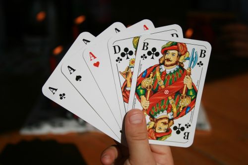 Pokeris, Pilnas Namas, Kortelės, Kortų Žaidimas