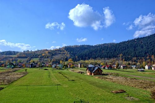 Lenkija, Pieninis, Ruduo, Saulė, Spalvos, Lapija, Šventė, Kraštovaizdis, Kalnai, Gamta, Žalias, Takas, Miškas, Medis, Vaizdas, Turizmas, Saulėtas, Kelionė, Horizontas, Ramybė, Tyla, Mėlynas Dangus, Dangus, Spalvinga