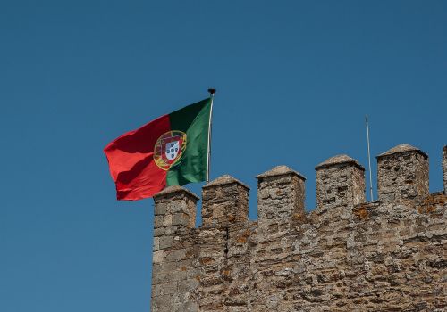 Portugal, Vėliava, Važiuoklės, Pilis