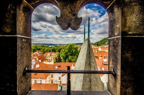 Prague, Langas, Miestas, Čekijos Respublika, Senamiestis, Išsamiai, Stogai, Debesys, Kelionė, Dangus