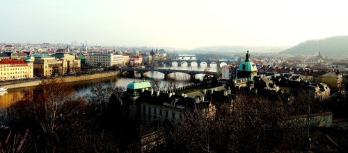 Praha,  Vasarą,  Jausmai