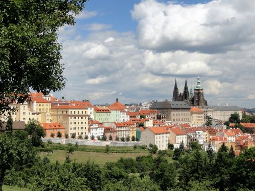 Prague, Čekijos Respublika, Miestas, Pastatai, Architektūra, Dangus, Debesys, Medžiai, Lauke, Vasara, Pavasaris