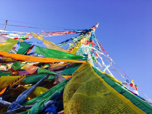 Qinghai, Ištraukite Kalno Keterą, Spalva, Tibetietis