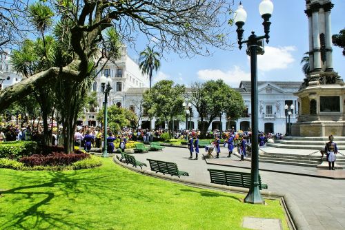 Quito, Nacionalinė Šventė, Prezidento Rūmai