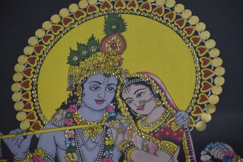 Radha-Krishna, Peizažas, Amatai