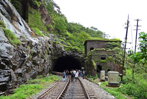 Geležinkelio Bėgiai, Geležinkelis, Tunelis, Kalnas, Vakarų Gatas, Indija, Goa, Kalnai, Sahyadri