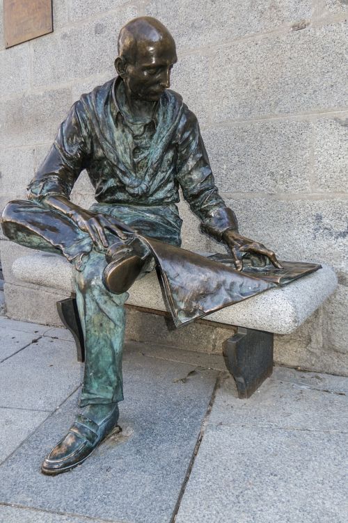 Skaitytojas, Skaityti, Statula, Bronza, Sėdi, Madride, Metalas, Menas, Skulptūra, Paminklas