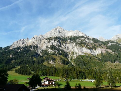 Raudona Flüh, Kalnas, Nesselwängle, Allgäu Alpės, Alpių, Tannheim, Kraštovaizdis, Idilija