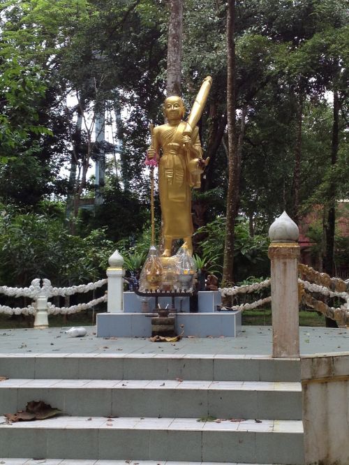 Religija, Chanthaburi, Buddha Santrauka