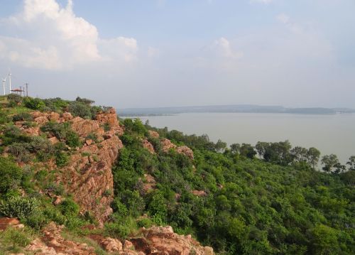 Renuka Sagar, Ežeras, Malaprabhos Užtvankos, Griuvėsiai, Uolos, Kalnas, Karnataka, Indija