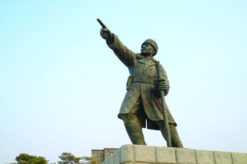 Korėjos Respublika, Korėja, Hong Seong, Kim Chwa-Chin, Apskritai, Statula