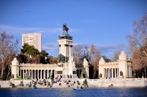 Išėjimas Į Pensiją, Parkas, Madride, Tvenkinys, Paminklas, Europa