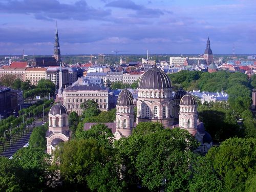 Riga, Latvia, Miestas, Miesto, Dangus, Debesys, Pastatai, Bokštai, Architektūra, Vasara, Pavasaris, Medžiai, Lauke