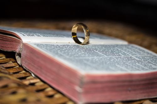 Žiedas, Biblija, Vestuvės, Knyga, Meilė, Santuoka, Papuošalai