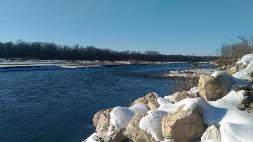 Upė, Laboratorija, Žiemą