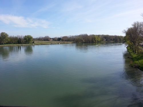 Upė, Avignon, France, Tylus, Vanduo