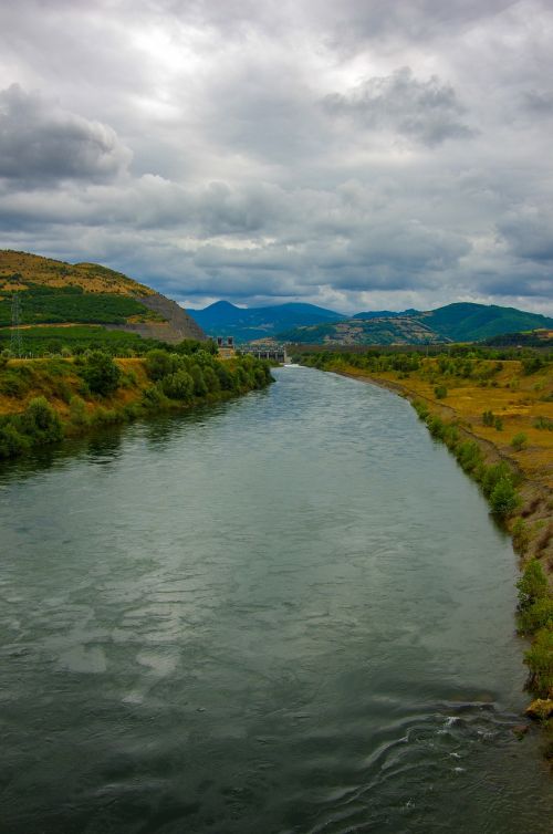 Upė, Užtvankos, Mastifas, Kızılırmak, Geltona, Žalias, Gamta