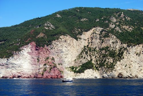 Rokas, Spalva, Jūra, Valtis, Kalnas, Italy