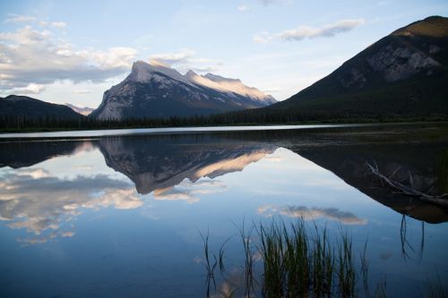 Uolingas Kalnas, Banff, Atspindys Vandenyje, Kalnai, Kraštovaizdis, Stebuklinga, Vaizdas, Ežeras, Vanduo