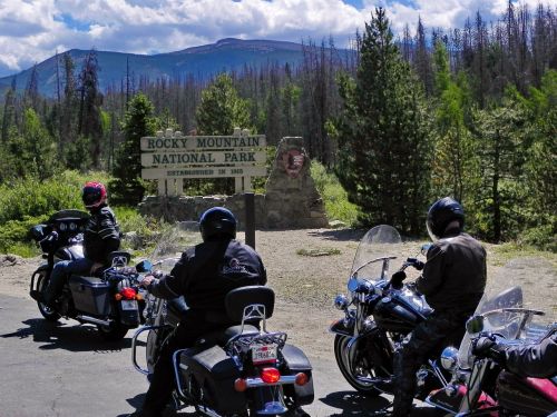 Uolėti Kalnai, Nacionalinis Parkas, Harley Davidson