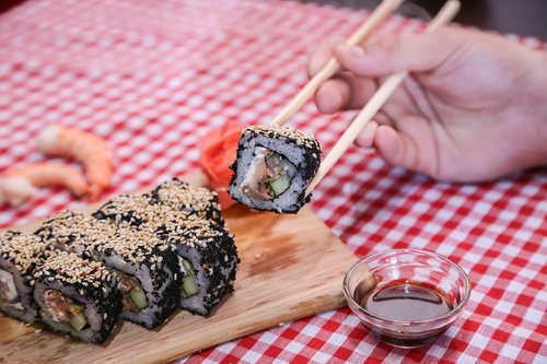Suktinukai,  Sushi,  Bambukas