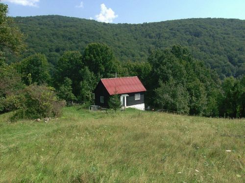 Romanija, Kalnai, Kraštovaizdis, Vaizdingas, Namas, Namai, Kaimas, Miškas, Medžiai, Miškai, Dangus, Debesys, Slėnis, Uraganas, Vasara, Pavasaris, Gamta, Lauke, Šalis, Kaimas