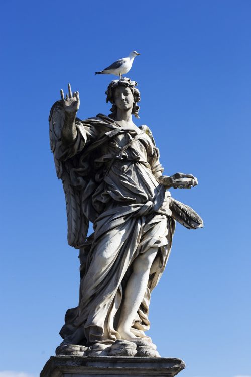 Roma, Vatikanas, Šventosios Angelo Pilis, Skulptūra