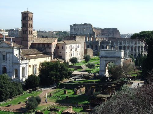 Roma, Turizmas, Triumfiniai Vartai