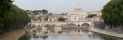 Roma, Tiber, St Peterio Bazilika