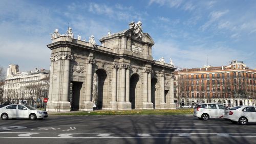 Apvažiavimas, Madride, Gatvė