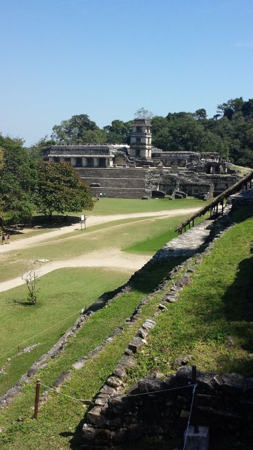 Griuvėsiai, Palenque, Piramidės