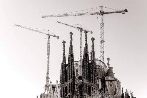 Sagrada Familia, Bažnyčia, Katedra, Sagrada, Gaudi, Barcelona, Ispanija, Statomas, Pastatas, Bokštai, Kranai