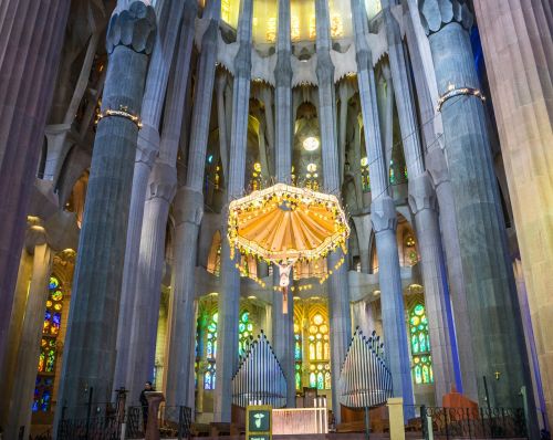 Sagrada Familia Katedra, Barcelona, Architektūra, Bažnyčia, Žinomas Jėzus Kristus, Religija, Katalikybė, Orientyras, Ispanija, Gotika, Statyba, Europa, Krikščionybė, Interjeras, Vitražas, Christaino Simbolis