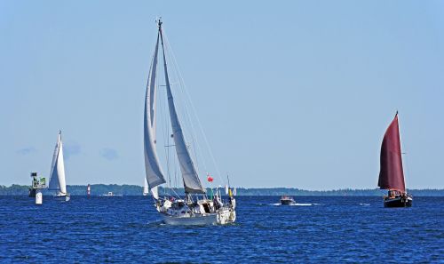 Buriu, Laisvalaikis, Baltijos Jūra, Archipelagas, Prieš Kapellskär, Laivybos Kelias, Švyturys, Šviesos Švyturiai, Burinė Valtis, Vanduo, Boot, Šventė, Jūra, Hobis, Ežeras, Laivas, Sportas, Dangus, Vėjas, Vėjas, Švedija, Norrtälje, Vandens Sportas