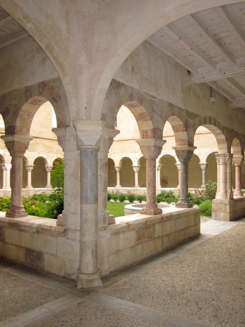 Saint-Genis-Des-Fontaines, Abbey, Vienuolynas, Benediktinų, Rytietiški-Pyrénées, Prancūzija