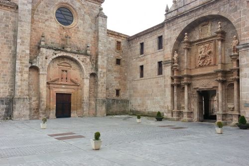 San Millán De Cogolla It, La Rioja, Ispanija, Bažnyčia, Vienuolynas, Kalba, Ispanų, Akmuo, Architektūra