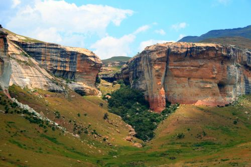 Kalnai,  Drakensbergas,  Auksiniai & Nbsp,  Vartai & Nbsp,  Nacionalinis & Nbsp,  Parkas,  Smiltainis Rockface Kalnuose