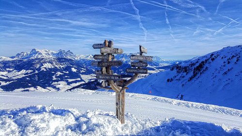 Sankt Johann In Tirol,  Tyrol,  Žiemos,  Atšiaurus,  Slidinėjimas,  Sniegas,  Kalnai,  Alpine,  Alpių Panorama,  Kalnų,  Katalogas,  Medienos Plokštė