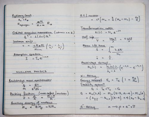 Mokykla, Knyga, Mokslas, Fizika, Branduolinė, Matematika, Formulė, Švietimas, Mokymasis, 1960-Tieji Metai, Anglija